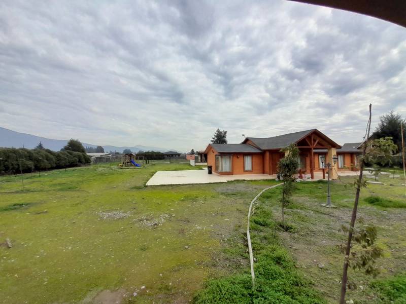 PARCELA CON QUINCHO Y PISCINA APTA PARA EVENTOS